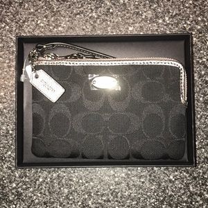 NWT Coach Wristlet
